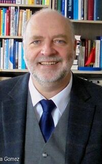 Dr. Norbert Wolff