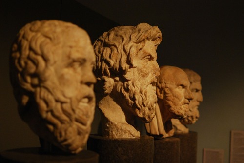 Platon und Aristoteles - Philosophen- oder Gesetzesstaat?